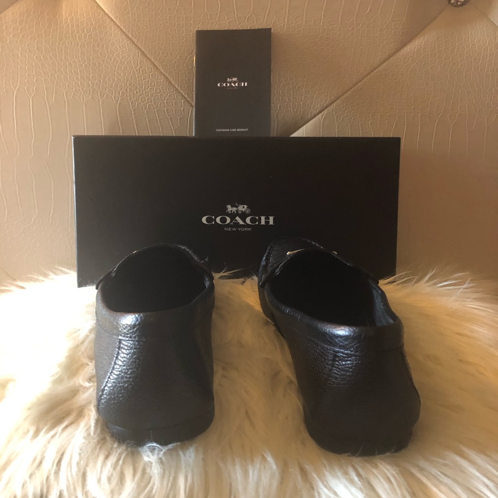 Authentic Coach Flats: Size 9M Women - Picture 3 of 5